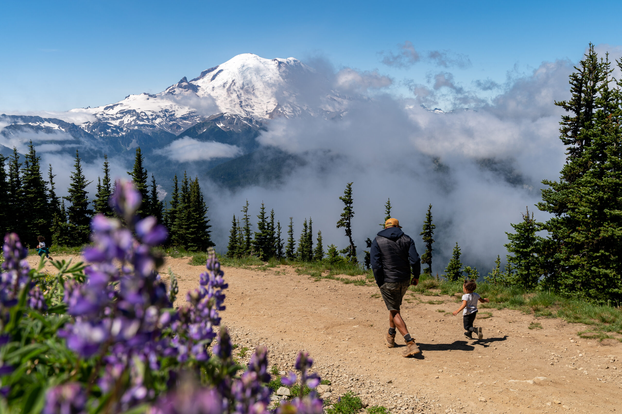 Crystal Mountain hiking